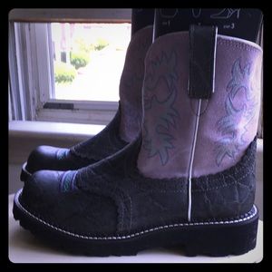 Ariat Fatbaby cowboy boots.   Brand new size 11.